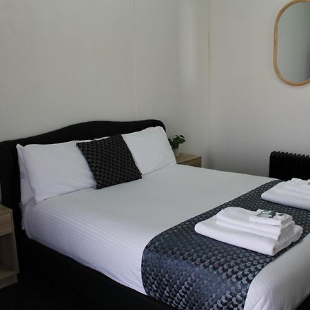 Romano'S Hotel & Suites Уогга-Уогга Экстерьер фото