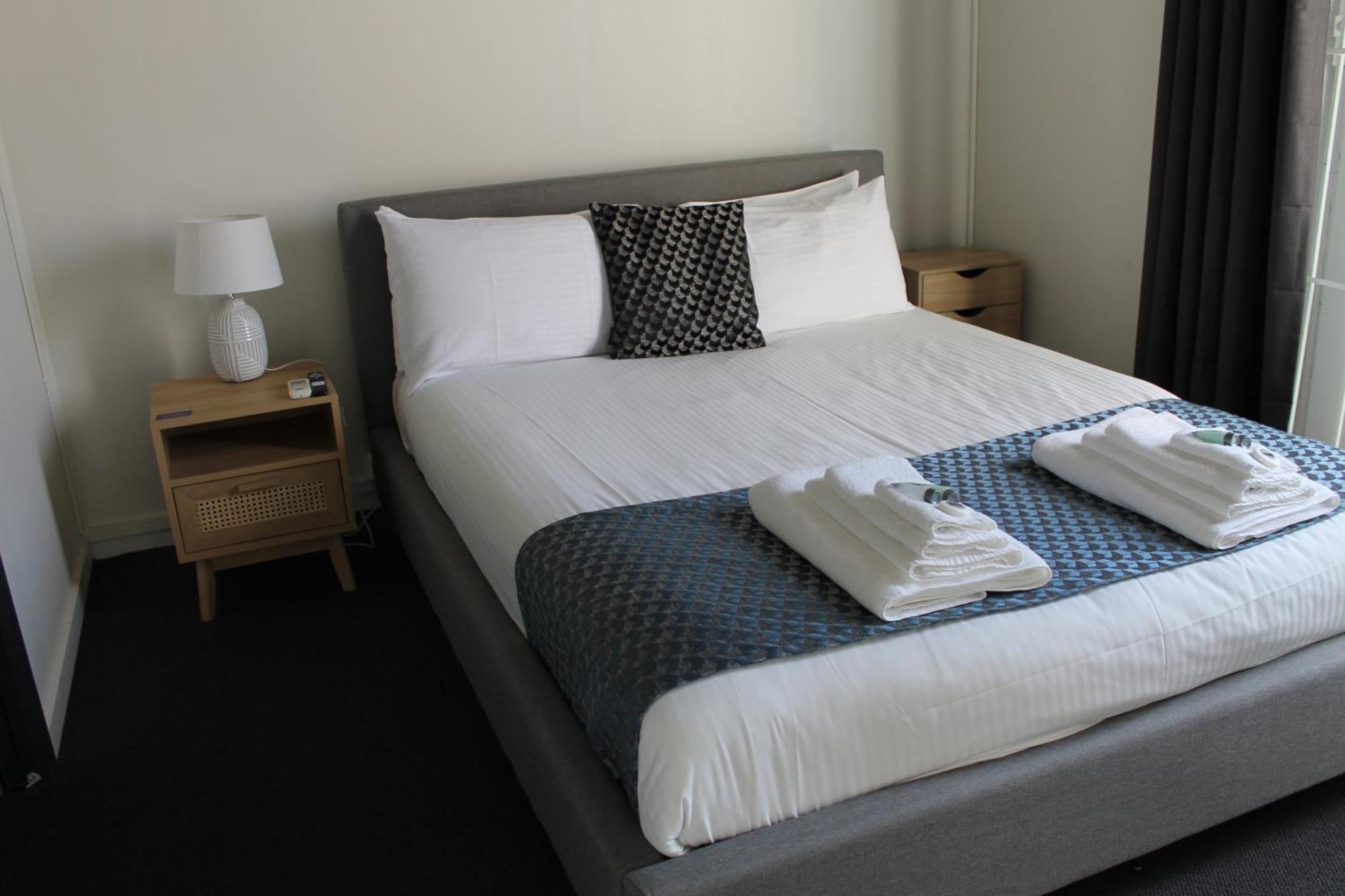 Romano'S Hotel & Suites Уогга-Уогга Экстерьер фото